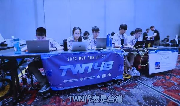 President Tsai Ing-wen welcomes Taiwanese hacker team that won 3rd place at hacker convention